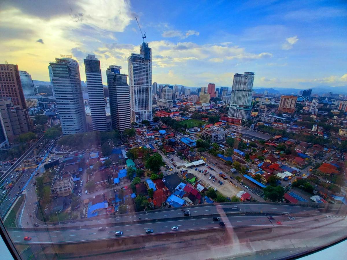 Yemala Suites At Platinum Klcc Куала-Лумпур Экстерьер фото